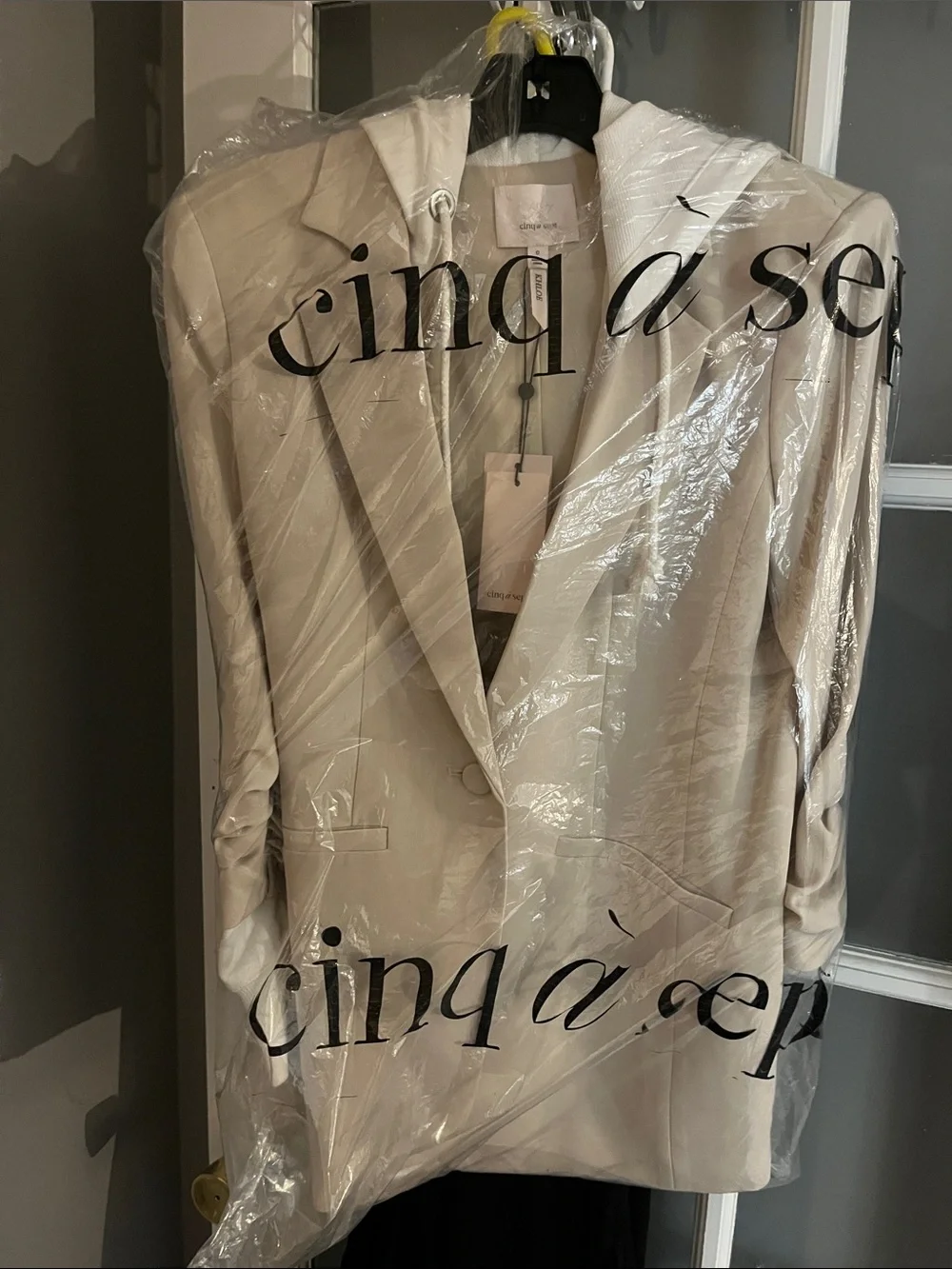 NWT CINQ A SEPT KHLOE HOODED KHAKI/WHITE SIZE 2 - Picture 5 of 5